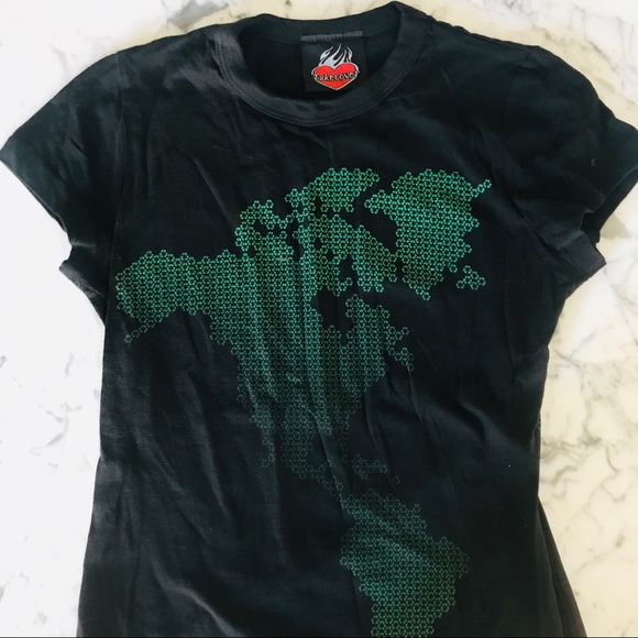 NEW Planet Earth T-Shirt - Picture 3 of 4